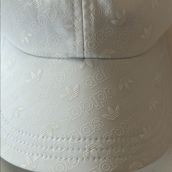 NWOT Adidas Mens White Gray Trefoil Logo Adjustable Hat Lightweight Gym - Picture 4 of 7